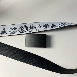 old school belt w/ design